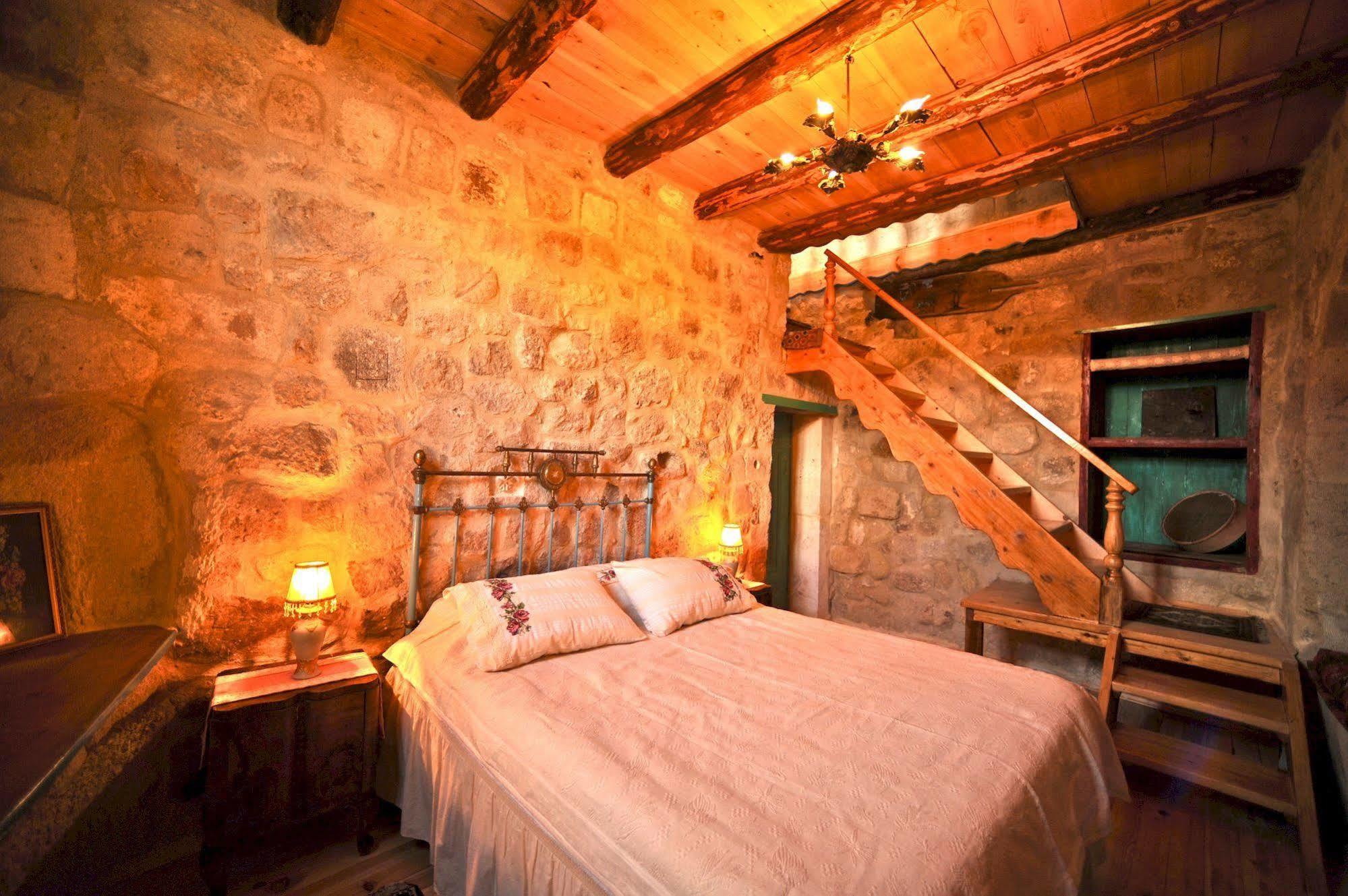Anitya Cave House Apart Hotel Ortahisar Exterior photo